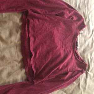 Burgundy semi croptop from the Store “Rainbow”!!